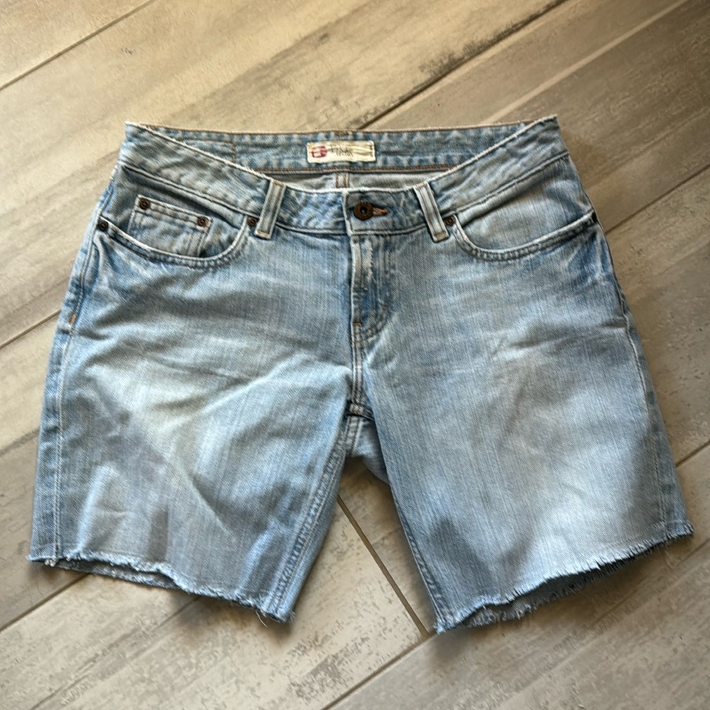 BKE denim Star cut offs size 28